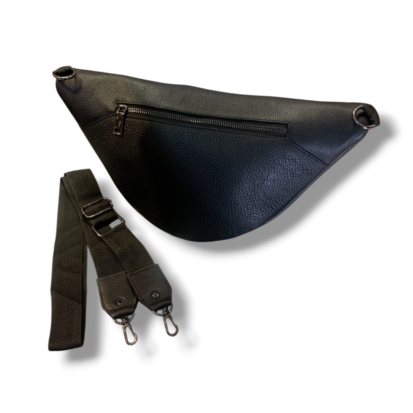 Cangurera Nomad hecha de piel de res