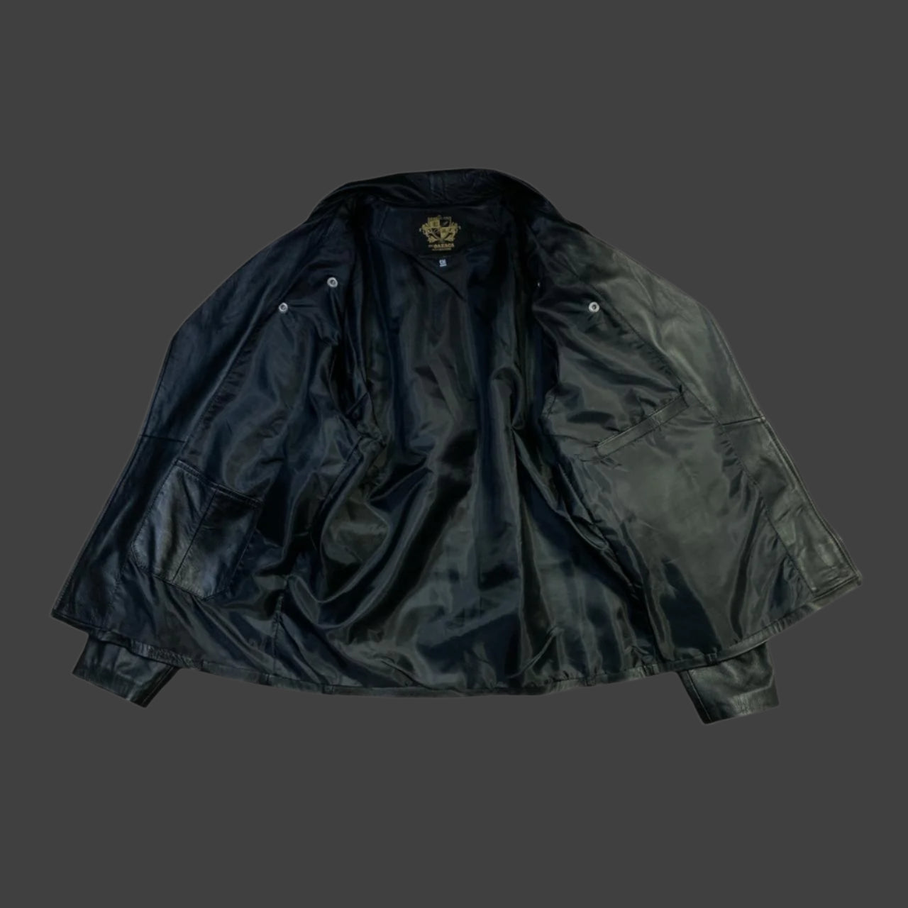 Chamarra Berlín hecha de piel de borrego genuina